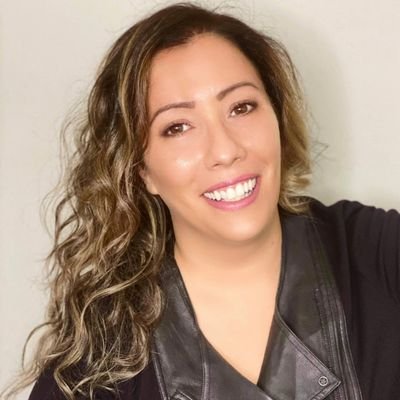 Profile Picture of Elli Dimitroulakos (@Ellidimo) on Twitter