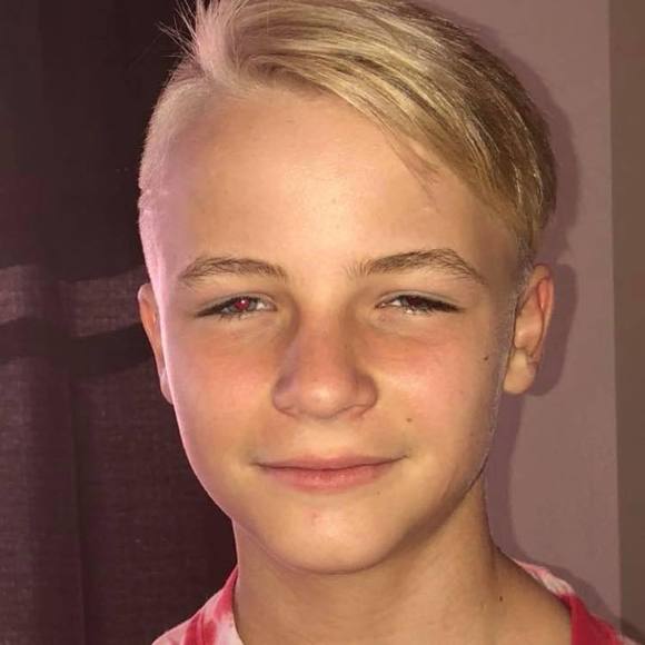 Profile Picture of Tyler Tellefson (@tylertellefson) on Poshmark