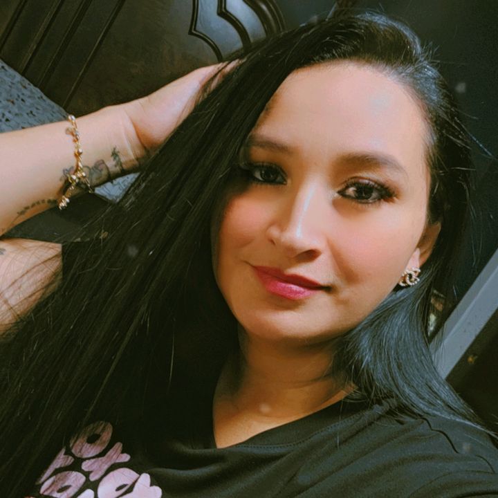 Profile Picture of 🖤 ῳɛŋɖɛ_ɛƖ۷ıʂ 🖤 (@yesenia12ww) on Tiktok