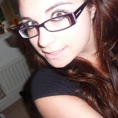 Profile Picture of Zoe Leach (@ZoeLou14) on Twitter