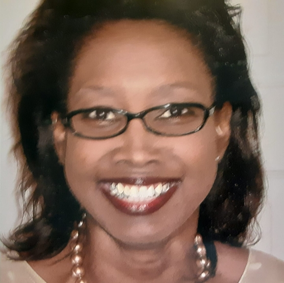 Profile Picture of Marylyn Molton (@moltonmarylyn) on Poshmark