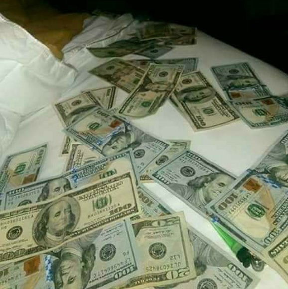 Profile Picture of Larry Cook (@larrycook208) on Poshmark