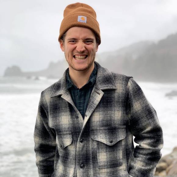 Profile Picture of Josh Schwarzberg (@jcschwarzberg) on Poshmark