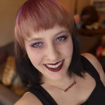 Profile Picture of Yarn Witch Crafts (@mosel_shelby) on Twitter