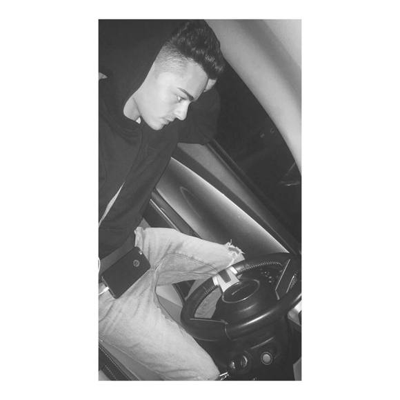 Antonio Giordano - Poshmark Profile Picture of Antonio Giordano (@antoniogiordano) on Poshmark