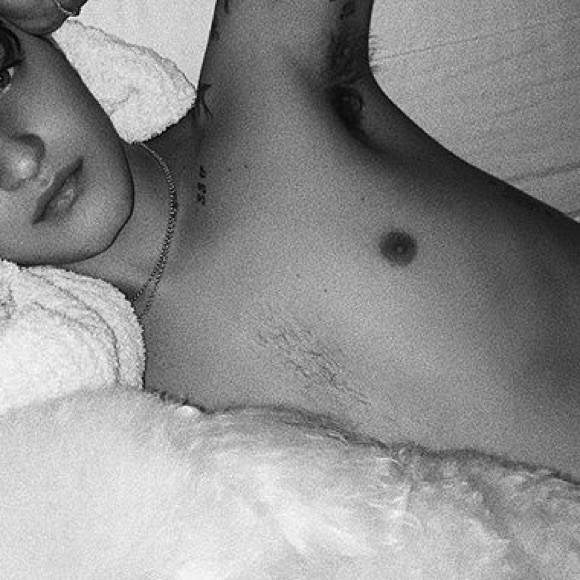 Profile Picture of Alex Zantos (@alexzantos) on Poshmark