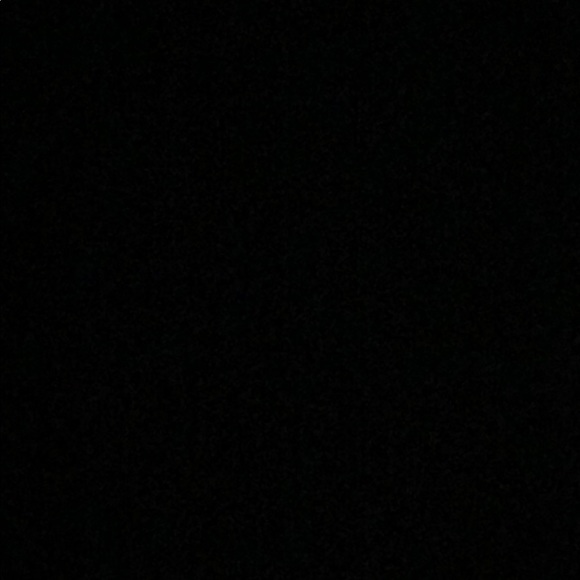 Profile Picture of Dee Maxwell (@deeretommm1) on Poshmark