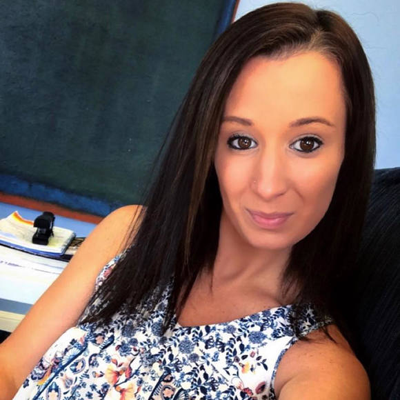 Profile Picture of Jodie Depietro (@jodiedee123) on Poshmark