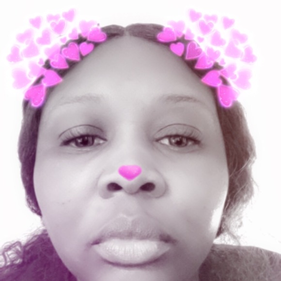 Profile Picture of Rhonda Dixon (@summer626) on Poshmark