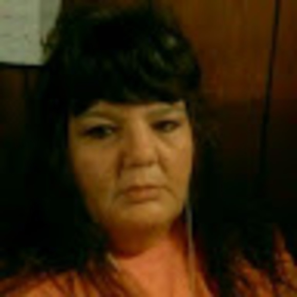 Profile Picture of Veronica Patton (@usagoodgirl71) on Poshmark