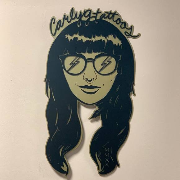 Profile Picture of Carly Grainger (@carlygrainger) on Poshmark