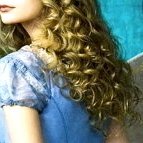 Profile Picture of Alice Claymore (@Alice_Groves) on Twitter