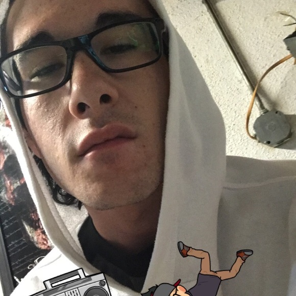 Profile Picture of Matt Shea (@101matt101) on Poshmark