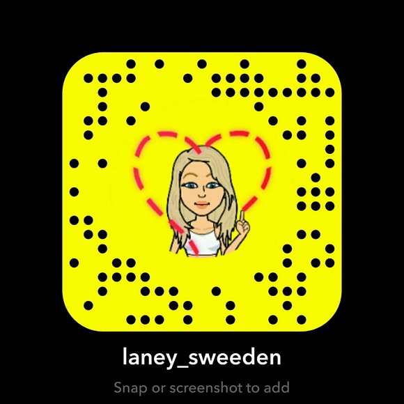 Profile Picture of Laney Sweeden (@laney13579) on Poshmark