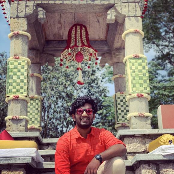 Profile Picture of Šañjay âdîthÿa Âdîthÿa (@sanjayadithya) on Poshmark