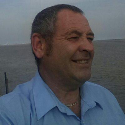 Profile Picture of Simon Hutton (@22c99527934e4f6) on Twitter