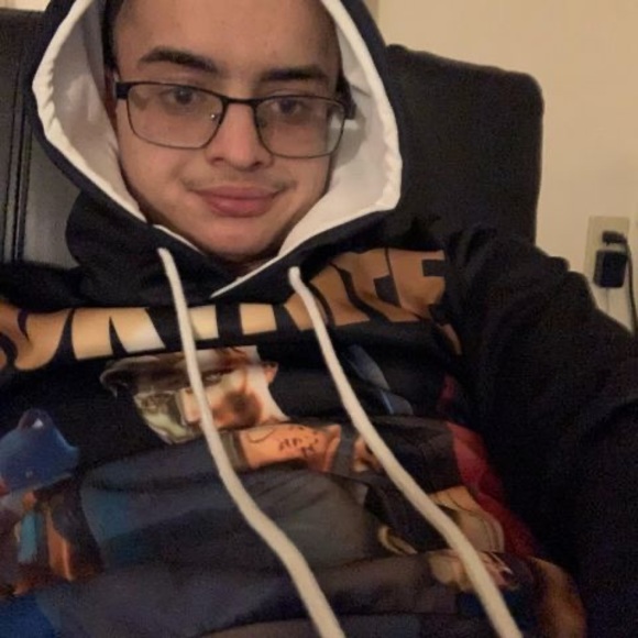 Profile Picture of Justin Basinger (@justin_basinger) on Poshmark