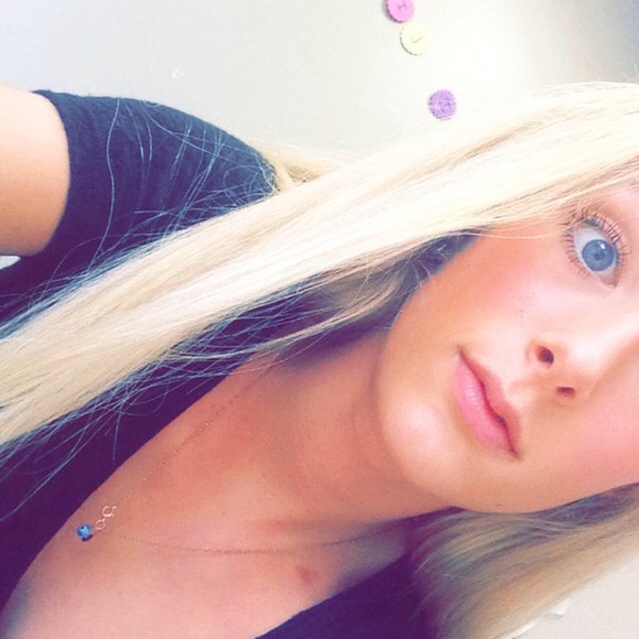 Profile Picture of Justine Fite (@jfite) on Poshmark