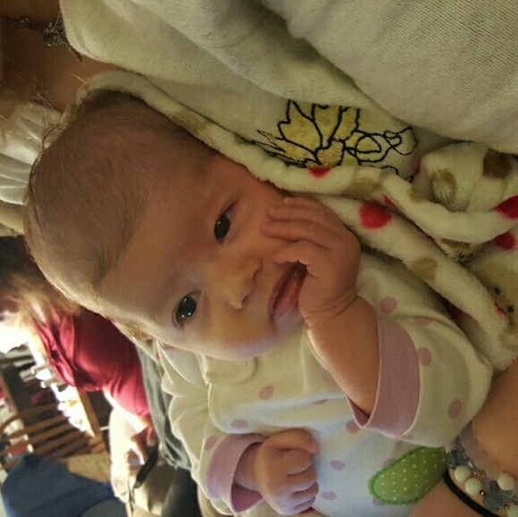 Profile Picture of Eliana Mcfeters (@edohms345) on Poshmark