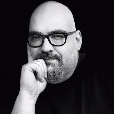 Profile Picture of Renesimone (@renesimone) on Twitter