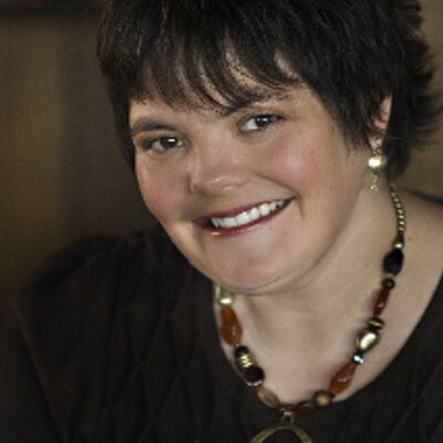 Profile Picture of Lisa Dunster Moeller (@lldmoe) on Twitter