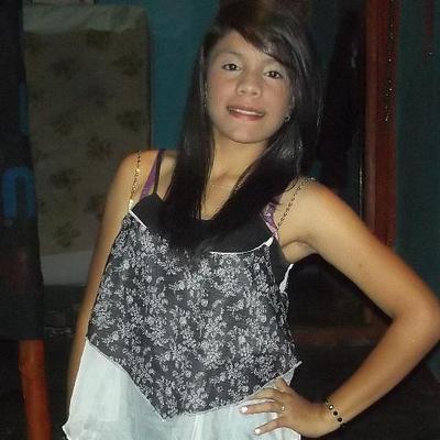 Profile Picture of Rebeca Jimenez (@rebecajimenez98) on Twitter