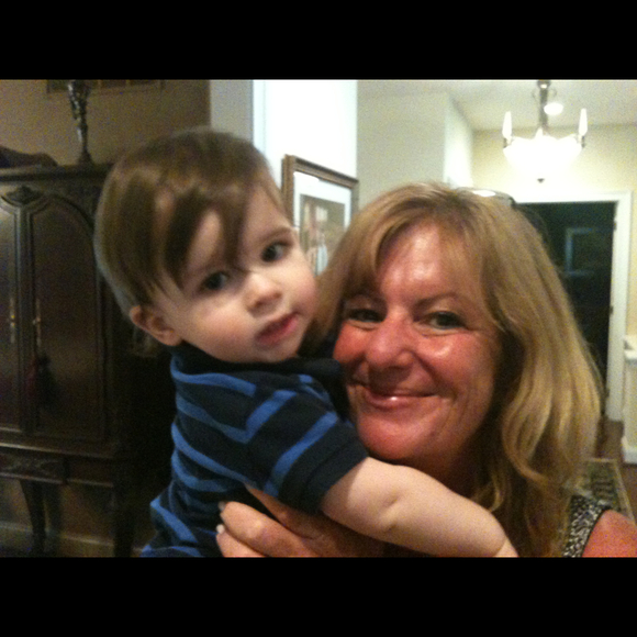 Profile Picture of Lisa Klein (@weewittle1) on Poshmark