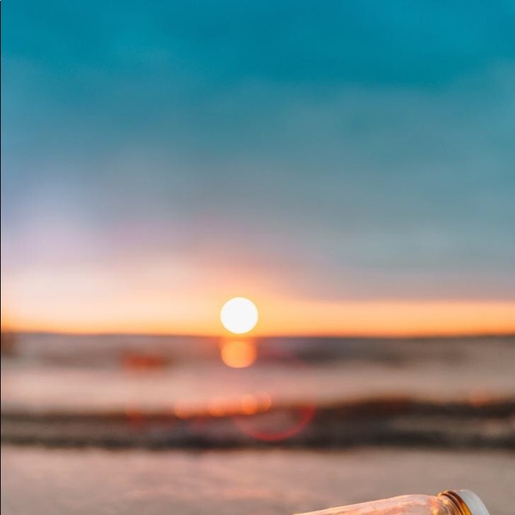 Profile Picture of Sophiaaaa Farissi (@cute410) on Poshmark