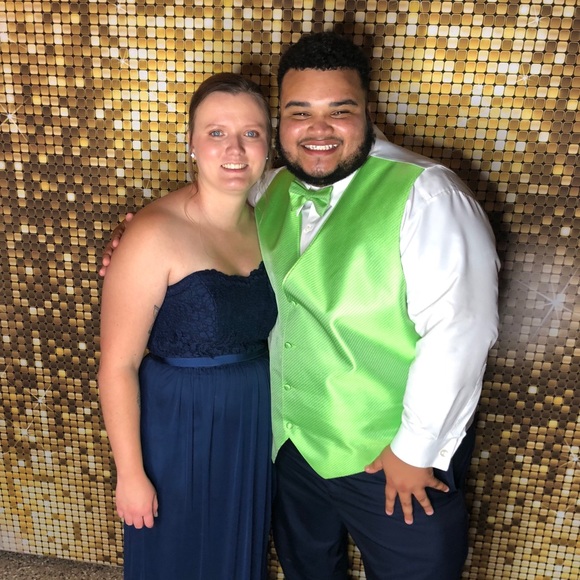 Profile Picture of Megan Daniska (@megandaniska) on Poshmark