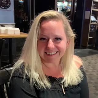 Profile Picture of Renee Lagowski Uetz (@reneeuetz) on Instagram
