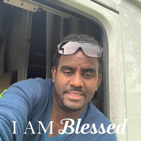 Profile Picture of Yosief Yosief (@yosiefbarya) on Poshmark