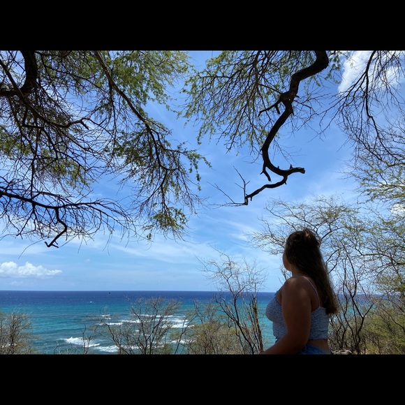 Lauren Unsell - Poshmark Profile Picture of Lauren Unsell (@laurenunsell) on Poshmark