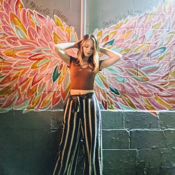 Profile Picture of Myah Zilvitis (@myahzilvitis) on Poshmark