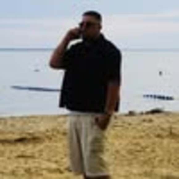 Profile Picture of Quicky Quicky (@quicky565) on Poshmark