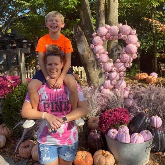 Profile Picture of Kallie Burgardt (@kallieburgardt) on Poshmark