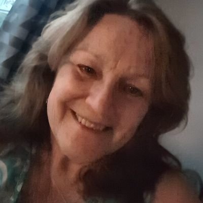 Profile Picture of Lynn Rhodes  💙 (@LynnChildof50s) on Twitter