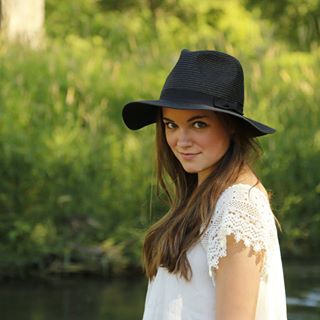 Profile Picture of Kaylee Pearson (@kaylee.pearson.94) on Facebook