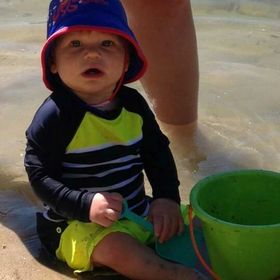 Profile Picture of Jennifer Kempley (@jennluvspink) on Pinterest