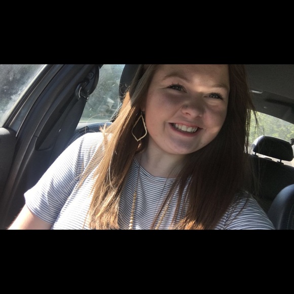 Profile Picture of Brennan Hodges (@bhodges7) on Poshmark