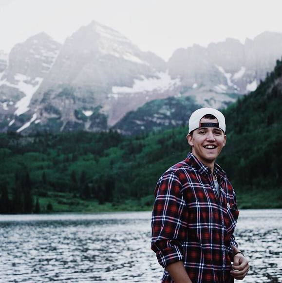 Profile Picture of Justin Grimm (@grimmbo3) on Poshmark