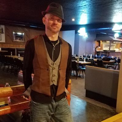 Profile Picture of Brian Bradshaw (@CoolsWernli) on Twitter