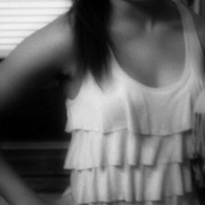Profile Picture of Candace Andrews (@LyteSkinndCandy) on Twitter