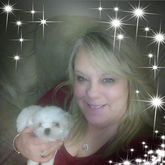 Profile Picture of Audrey Mcconnell (@ajmartin1970) on Poshmark