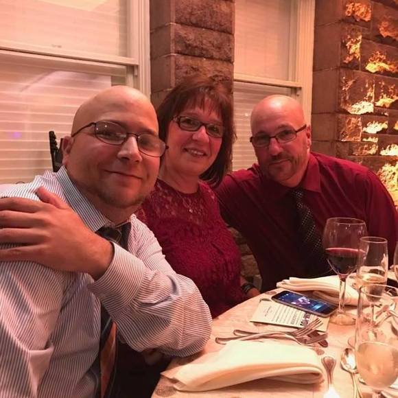 Profile Picture of Robbie Ryan (@robbiepalbb) on Poshmark