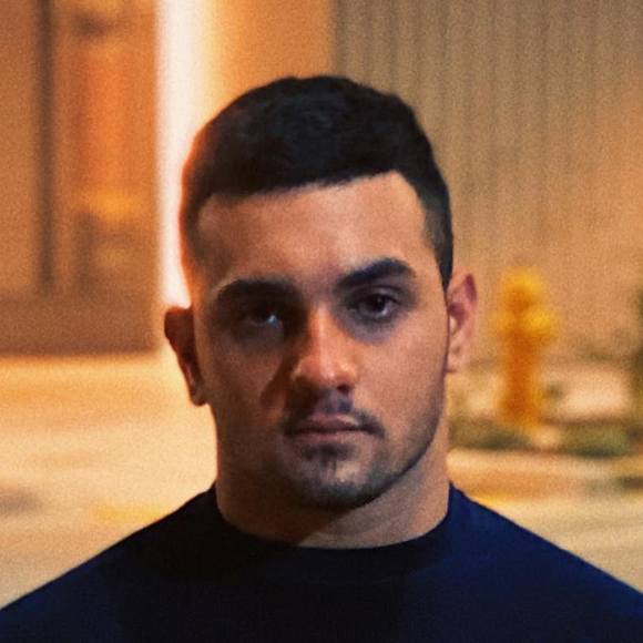 Profile Picture of Daniel Maor (@danimaor3) on Poshmark