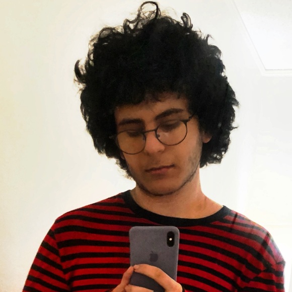 Profile Picture of Joshua Flores (@flxey) on Poshmark