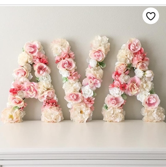 Profile Picture of Avalyn Tolsie-sharpe (@avakls25) on Poshmark