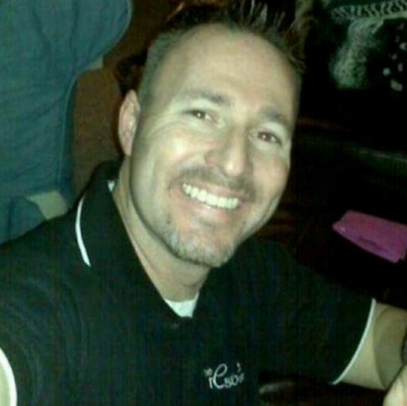 Troy Wydra - Poshmark Profile Picture of Troy Wydra (@txtrooper918) on Poshmark