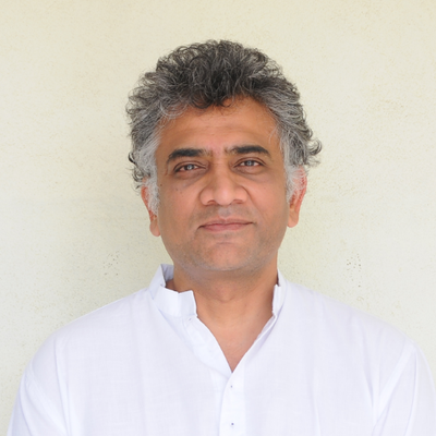 Profile Picture of Aakar Patel (@Aakar__Patel) on Twitter