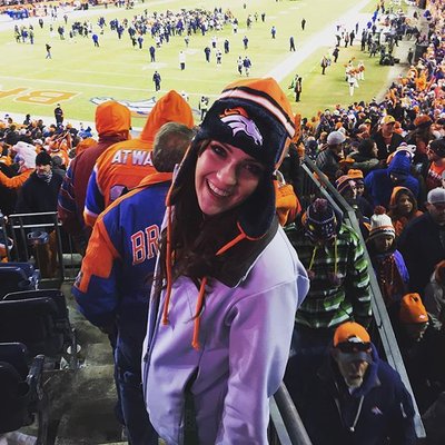 Profile Picture of Danielle DuPont (@danielle_pont) on Twitter
